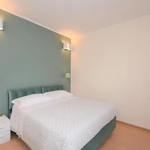 La Dotta - Via Jacopo Barozzi 2 Apartament